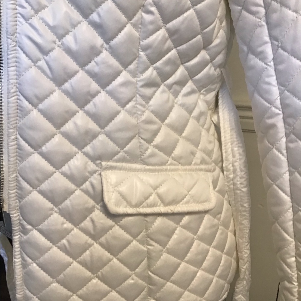 FOEVER 21 Quilted Jacket - Picture 5 of 10